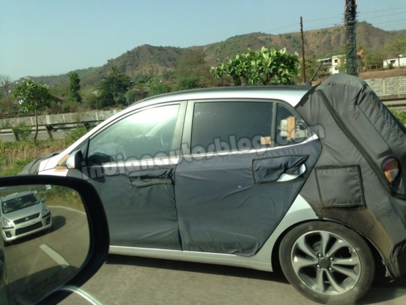 Side-view-of-the-2014-Hyundai-i10-caught-testing-1024x768.jpg