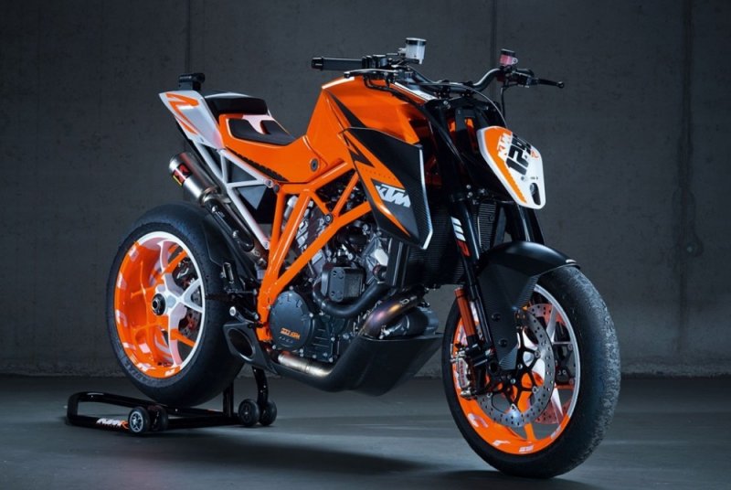 KTM-Super-Duke-1290-R-Prototype.jpg