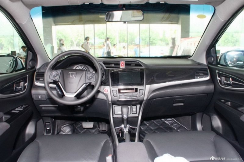 Interior-of-the-Honda-Crider-1024x682.jpg