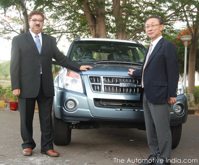 HM-Isuzu - photo 2.jpg