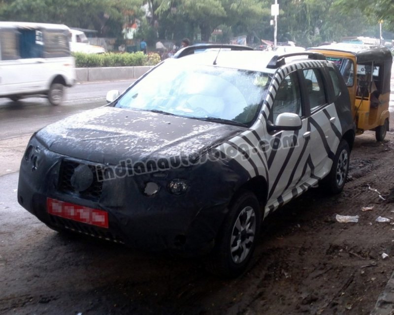 Front-of-the-Nissan-Terrano-test-mule-1024x819.jpg