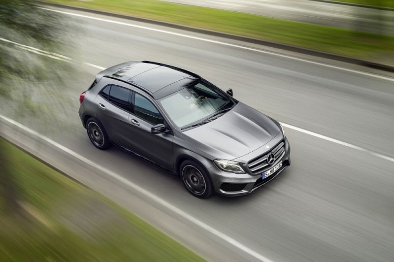 Mercedes-GLA-top.jpg