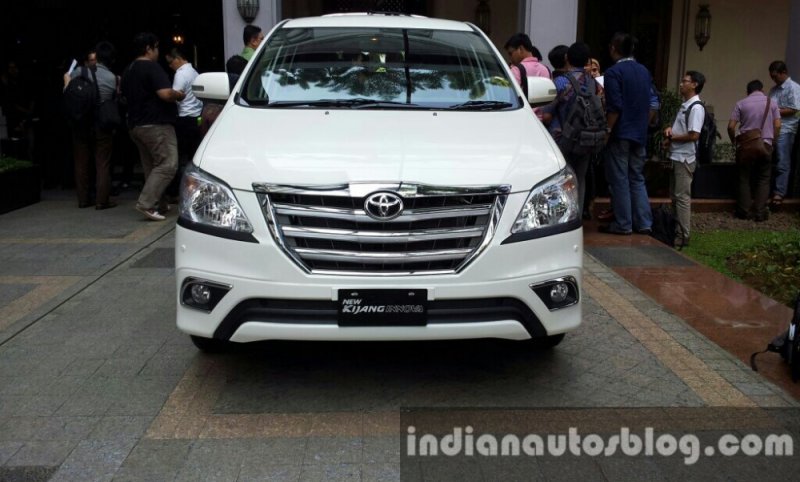 Toyota-Innova-facelift-front.jpg