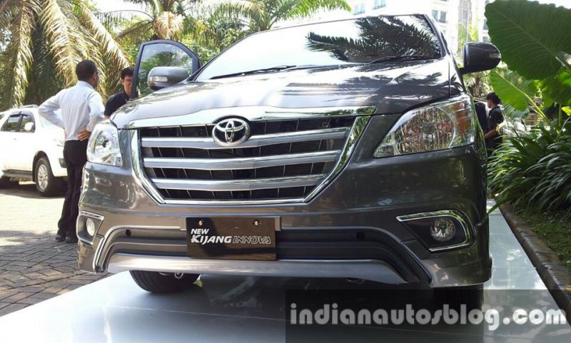 Toyota-Innova-facelift-front-grille.jpg