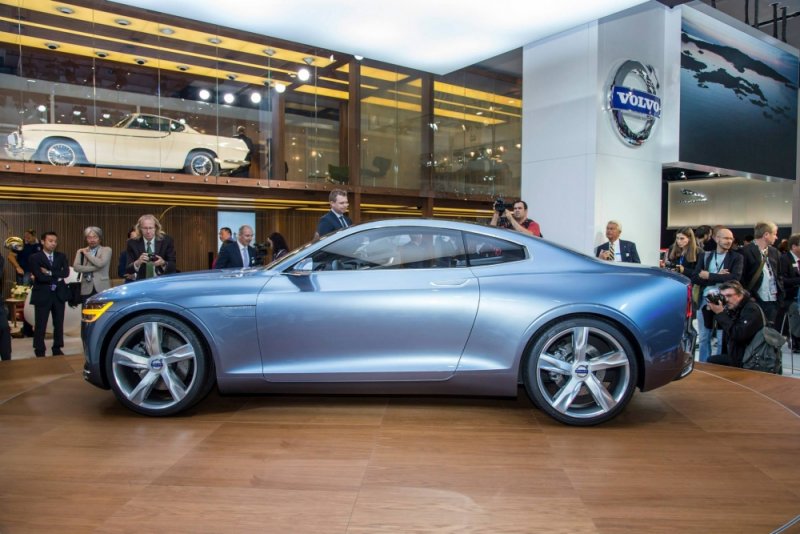 Volvo-Concept-Coupe-3 (2).jpg