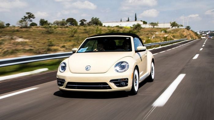 2019-volkswagen-beetle-final-edition-126-1541522727.jpg