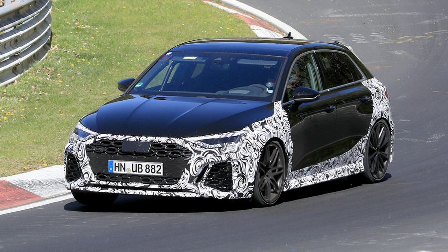 2020 Audi RS 3 spies.jpg