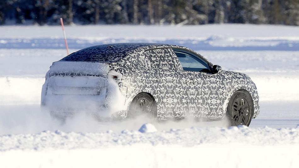 2020 Citroen C4 Cactus spies-7.jpg