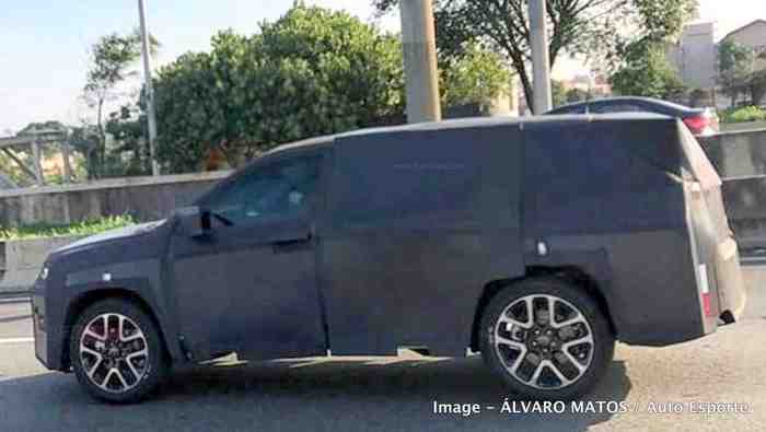 2020-jeep-compass-7-seater-india-spied-launch-price-2.jpg