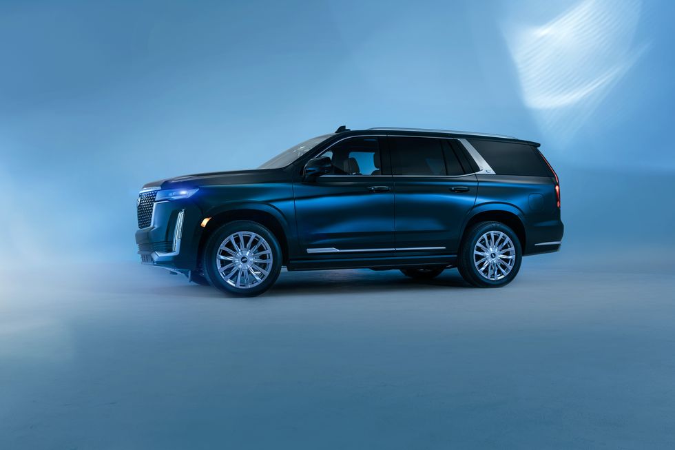 2021-cadillac-escalade-103-1580245812.jpg