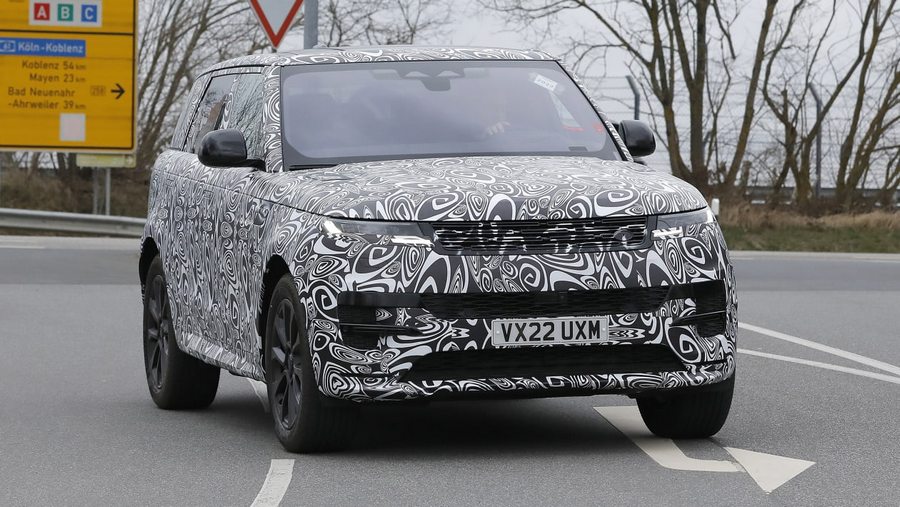 2022 Range Rover Sport spyshots.jpg