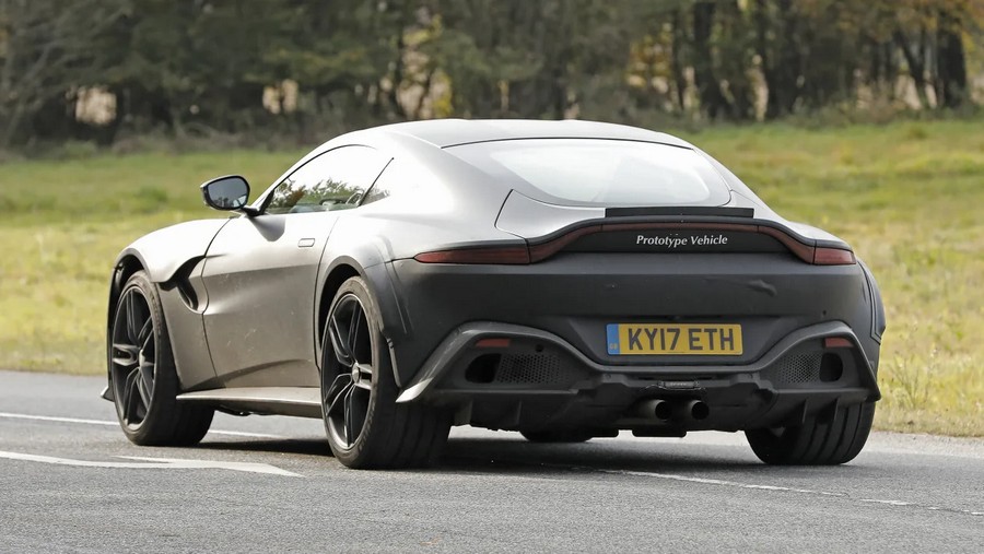 Aston Martin V12 Vantage spy-3.jpg