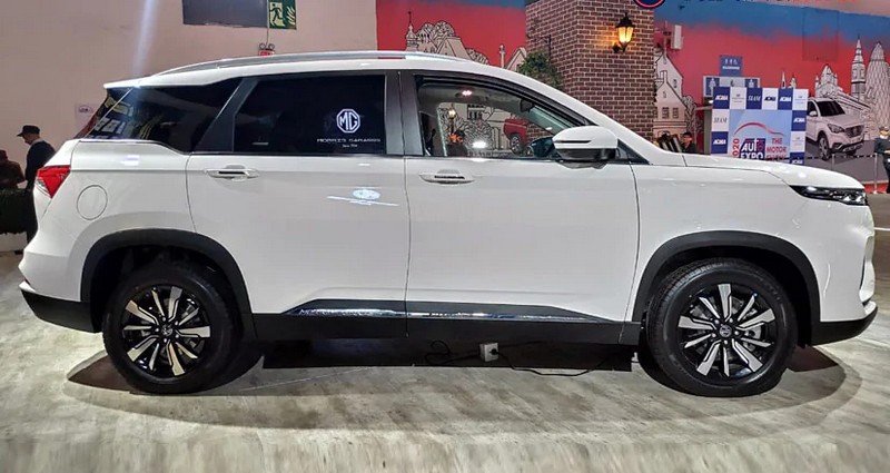 b2cs87pg_auto-expo-2020-mg-hector-plus-suv-unveiled_625x300_11_February_20.jpg