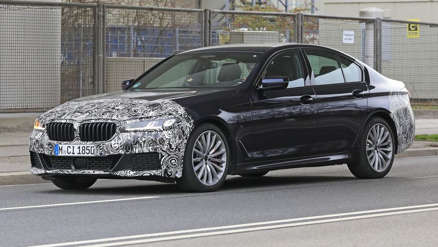 BMW 5 Series 2020 spy-13.jpg