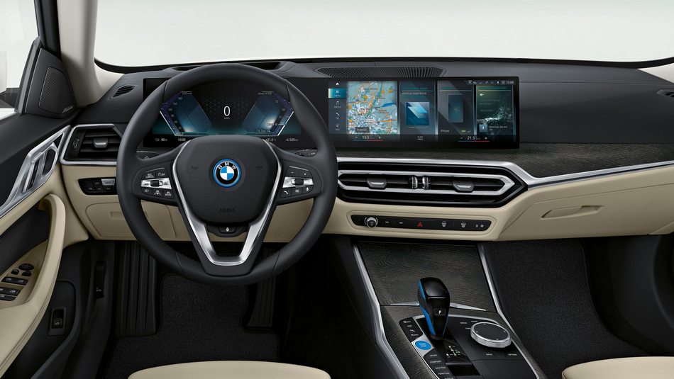 BMW i4 2021.jpg