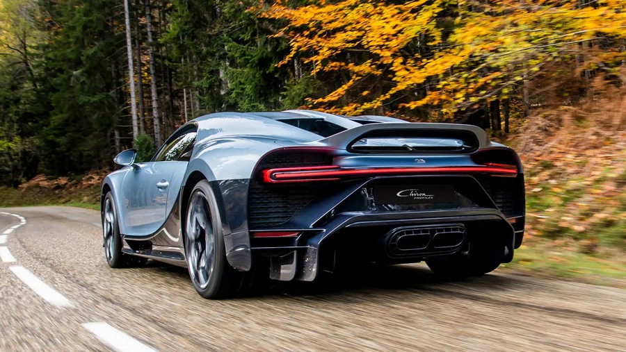 Bugatti Chiron Profilee-16.jpg