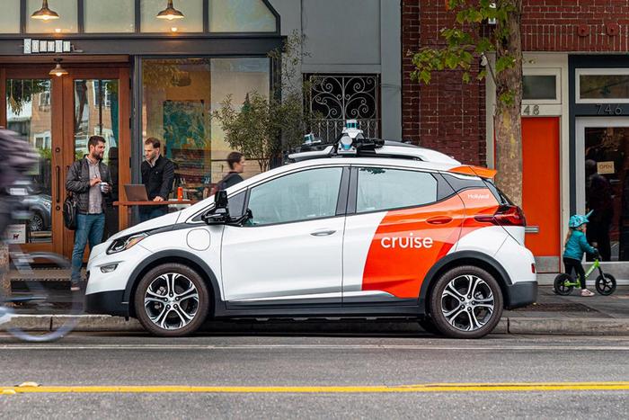 cruise-car-in-hayes-valley-san-francisco.jpg