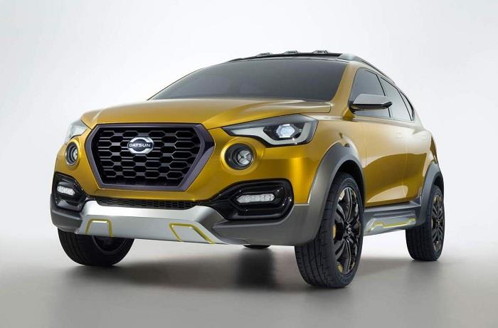 Datsun-Go-Cross-headlights.jpg