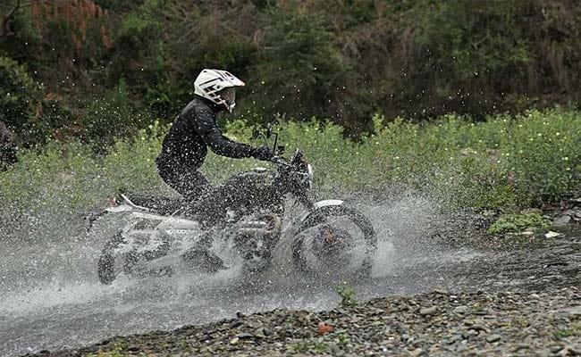 dh8647es_triumph-scrambler-1200-xc_650x400_28_May_19.jpg