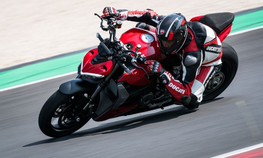 Ducati_Streetfighter_V2_2022_08_26_T11_25_30_271_Z_93e9c2cf49.jpg