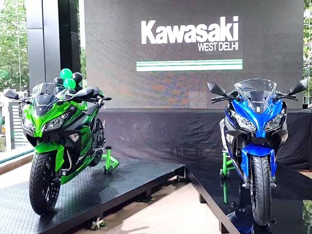 foqkf9og_kawasaki-ninja-300-abs_640x480_10_August_18.jpg