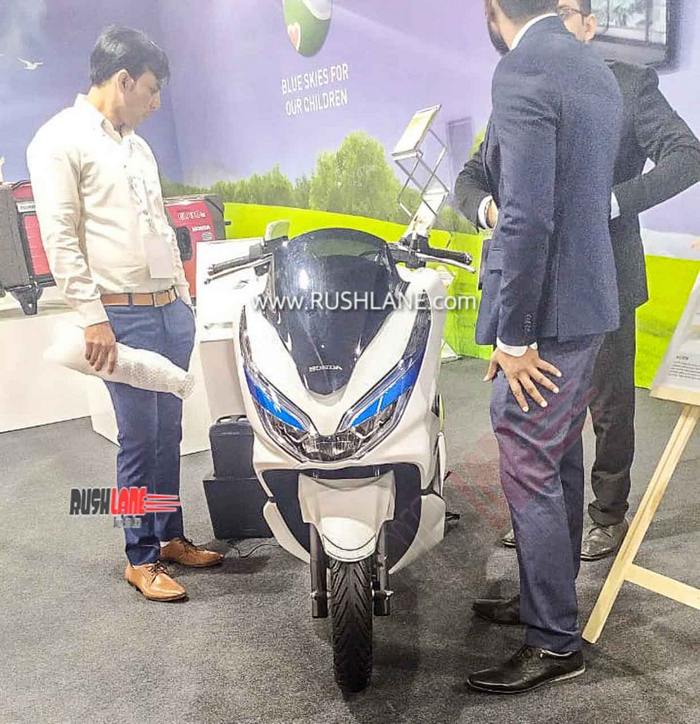 honda-pcx-electric-india-showcase-3.jpg