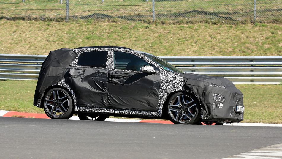 Hyundai Kona N spied-3.jpg