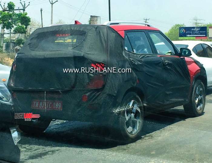 hyundai-venue-red-colour-spied-first-launch-price-1.jpg