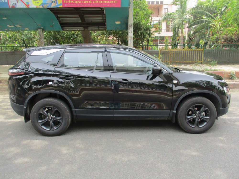 Spending night in Tata Harrier: How it is done