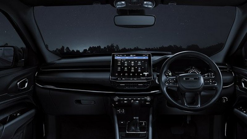 jeep-all-black-compass-night-eagle-interior-1650295857.jpg