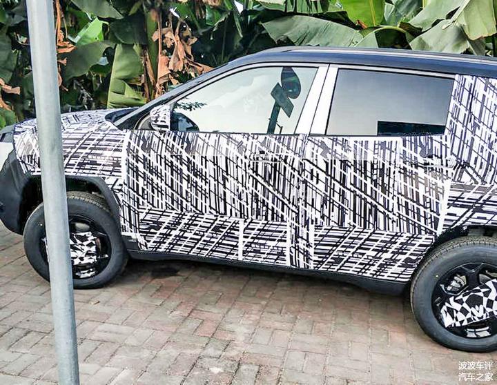 jeep-compass-facelift-spied-testing-new-india-4.jpg