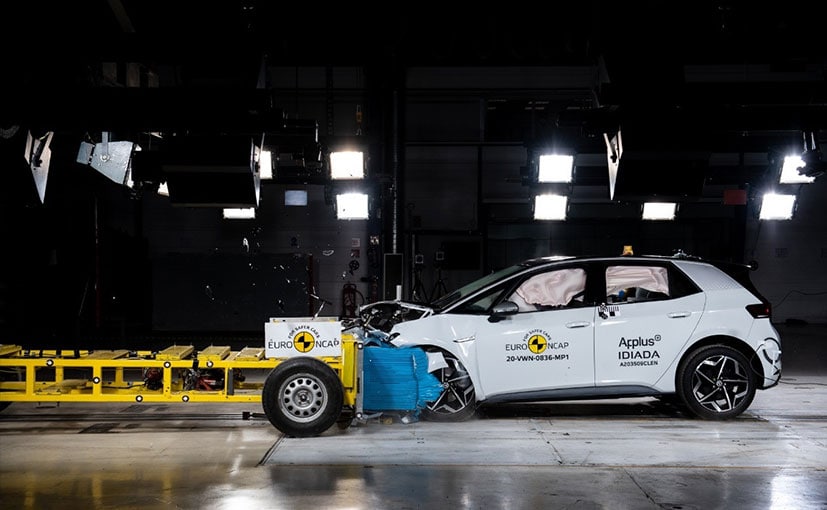 lungv0q_vw-id3-ev-receives-5-star-safety-rating-from-euro-ncap_625x300_24_October_20.jpg