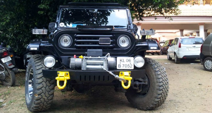 Mahindra-Armada-based-pick-up-truck-1.jpg