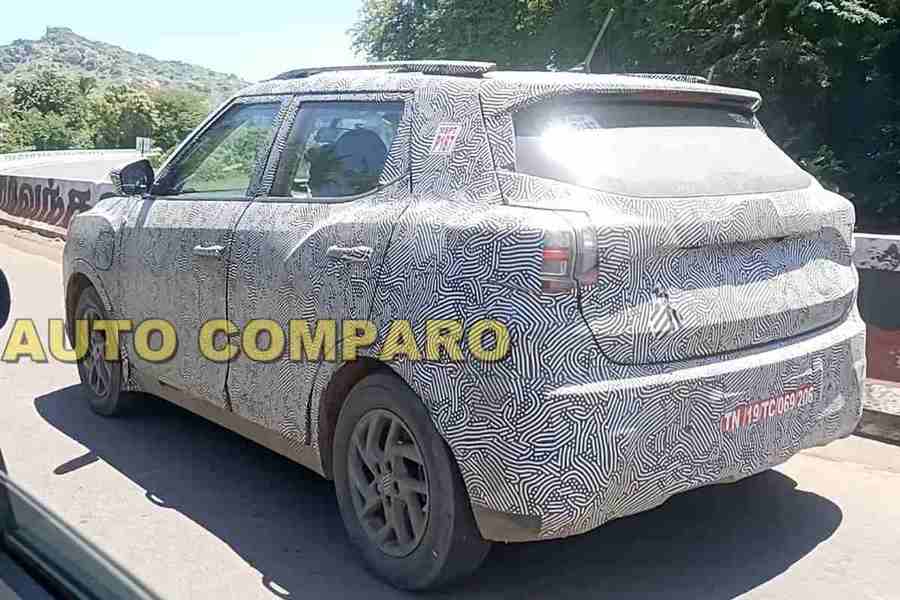 Mahindra-XUV400-spied-.jpg