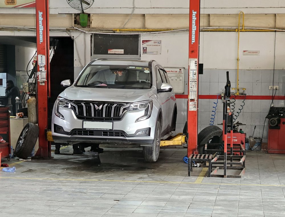 Mahindra XUV700 Inspection 1.jpg