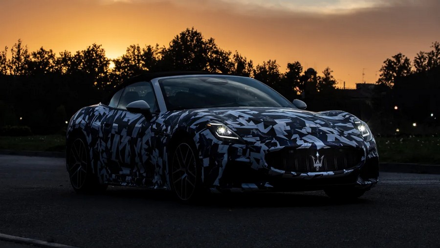 Maserati GranCabrio teaser-2.jpg