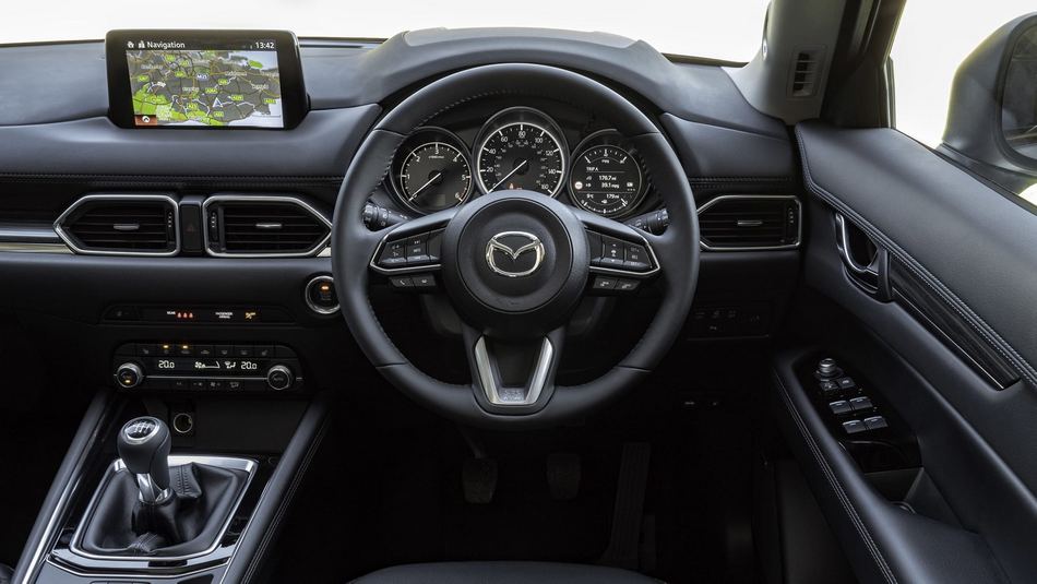 Mazda CX-5 SUV 2020-10.jpg