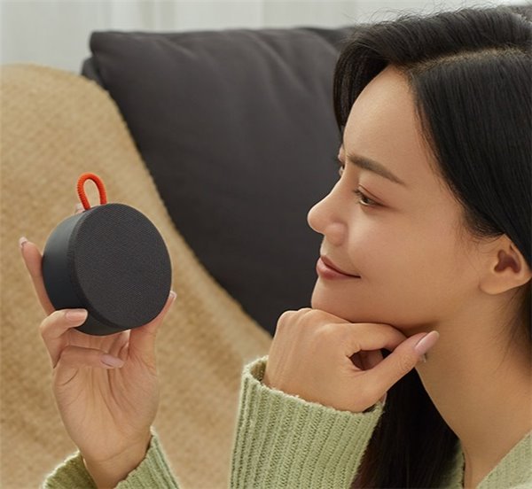 Mi-Outdoor-Bluetooth-Speaker-Mini-2.jpg