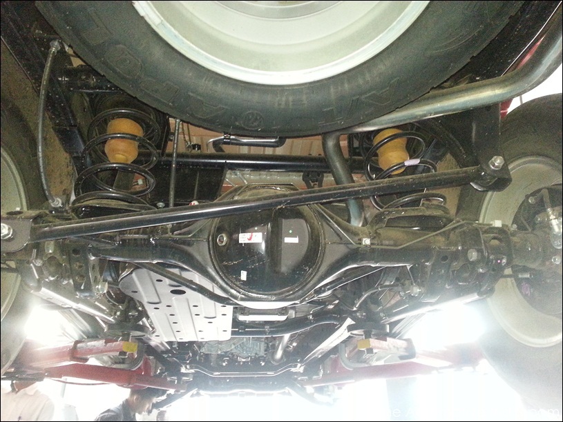 Mitsubishi-Pajero-Sport-100.jpg