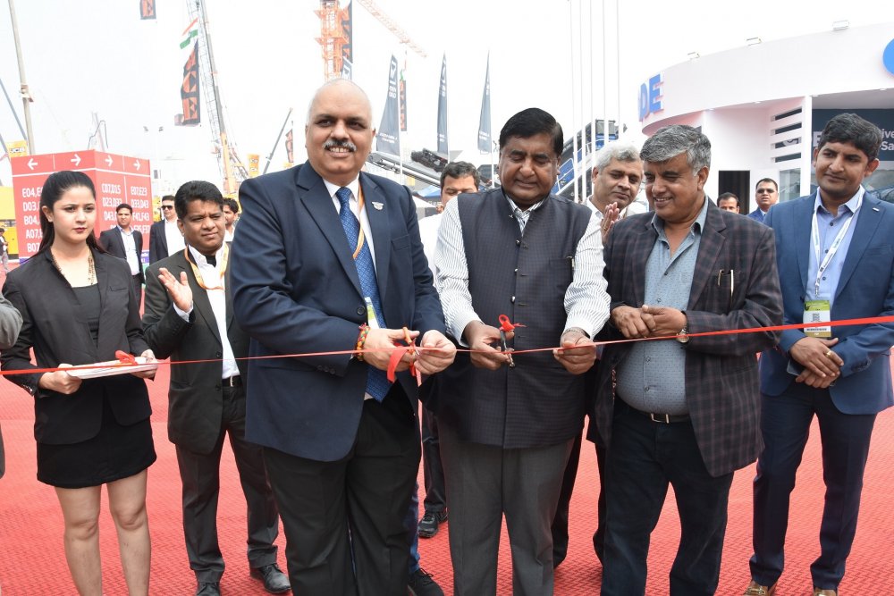 Mr. Ajay Aneja, Brand Leader, CASE Construction Equipment India at the ribbon cutting of the C...JPG