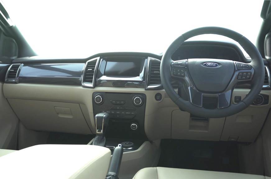 n=http%3a%2f%2fcdni.autocarindia.com%2fExtraImages%2f20190219041348_2019-Ford-Endeavour-interior.jpg