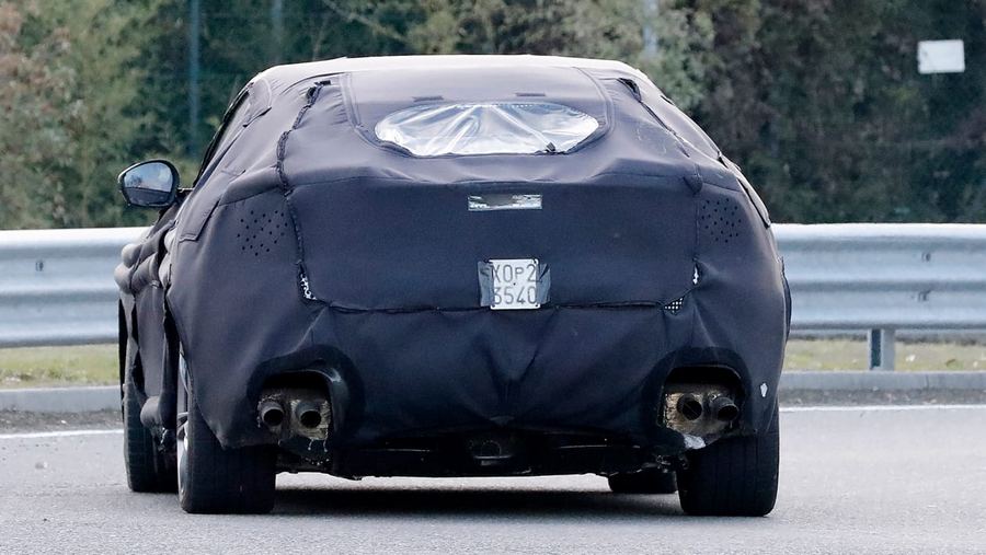 New 2022 Ferrari Purosangue SUV spy shots-10.jpg