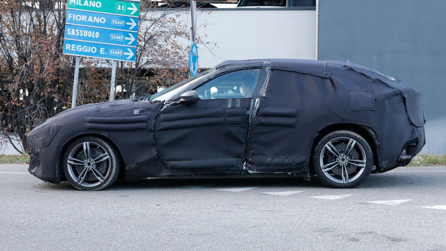 New 2022 Ferrari Purosangue SUV spy shots-5.jpg