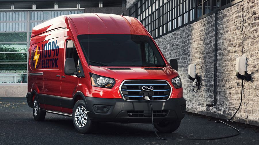 New Ford E-Transit van 2020-2.jpg