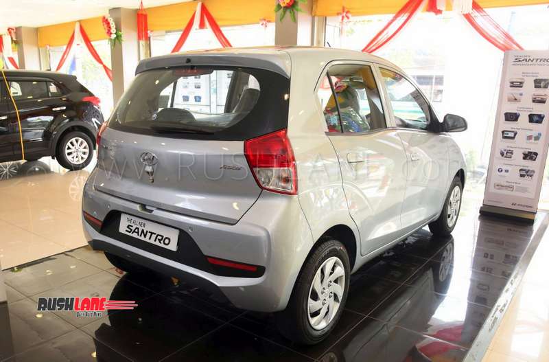 new-hyundai-santro-india-sales-booking-2.jpg