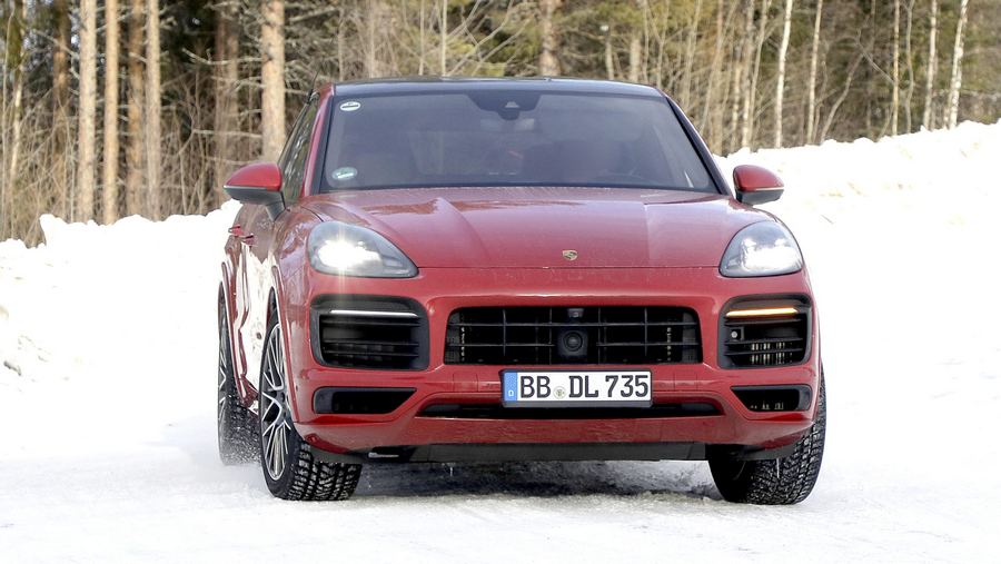 Porsche Cayenne Coupe GTS Spy.jpg