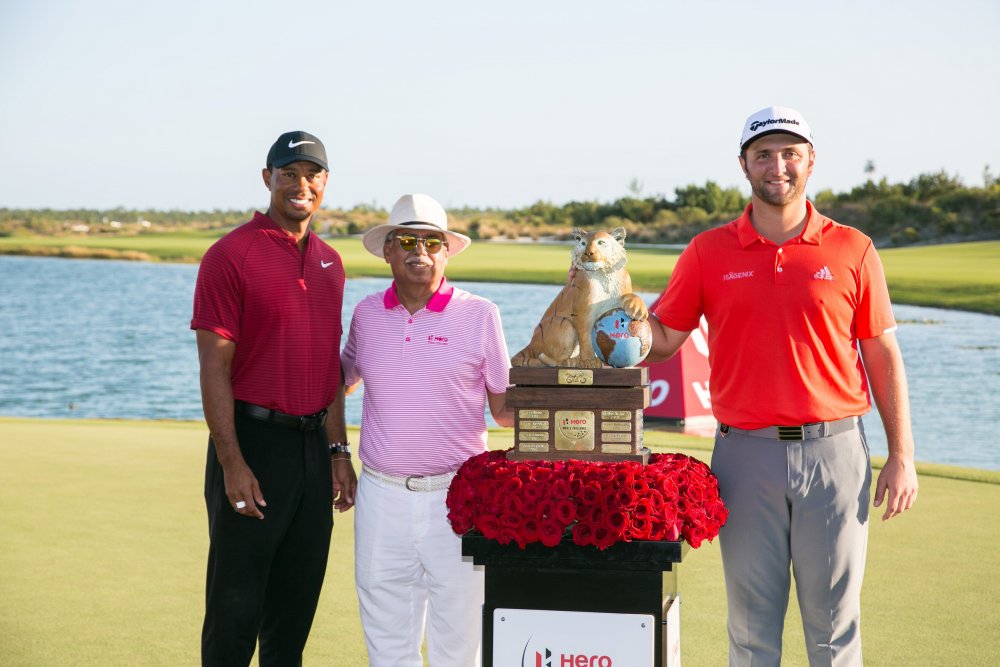 (R-L) Golf icon, Tiger Woods and Pawan Munjal, Chairman, Hero MotoCorp w....jpg