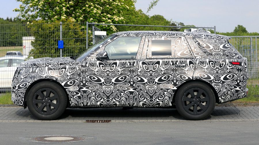 Range Rover 2022-10.jpg