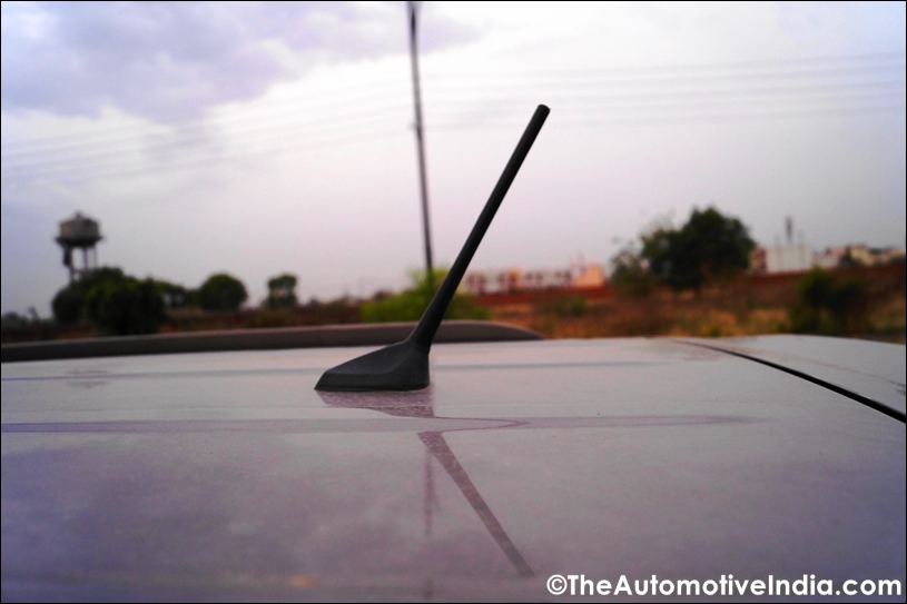 Tata-Hexa-Antenna.jpg