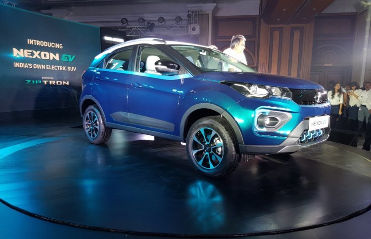 tata-nexon-ev-exterior-side-profile-2-9b8e.jpg